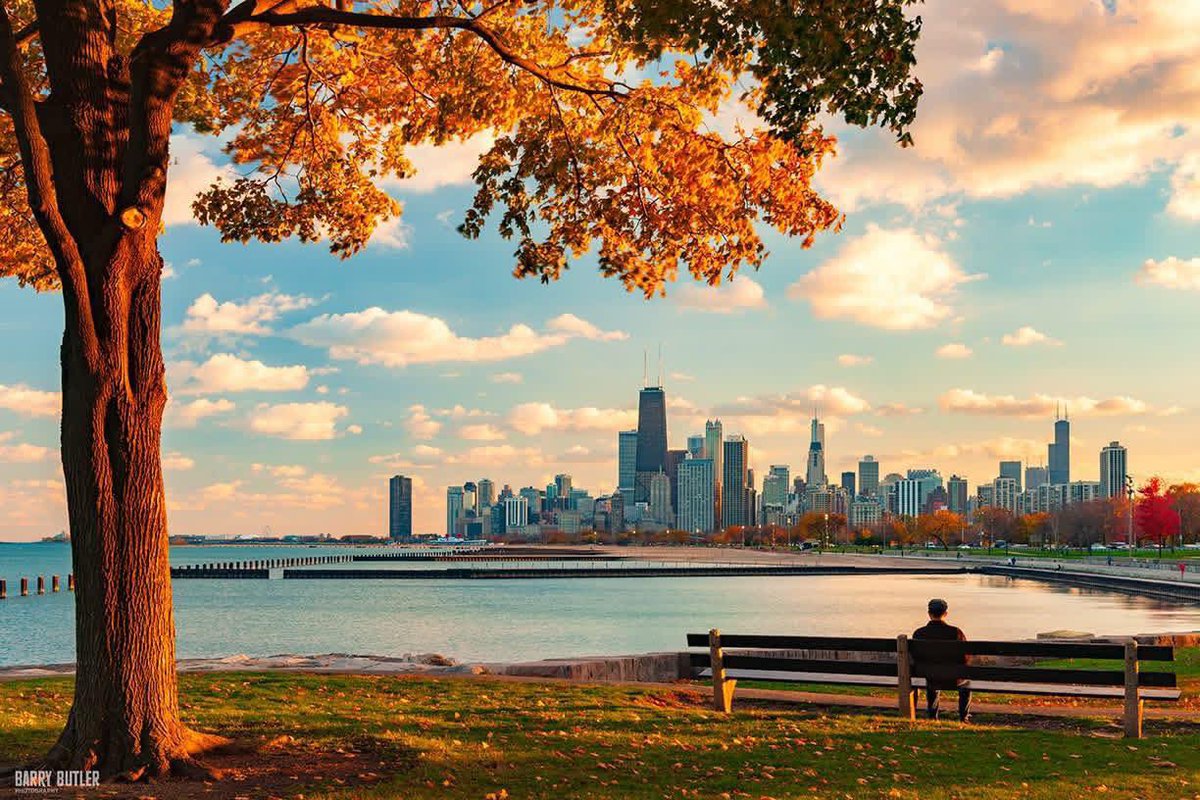 Autumn Afternoon.  The magic of season on display at Fullerton Avenue along the lake in Chicago.  Image captured on this day in 2013.