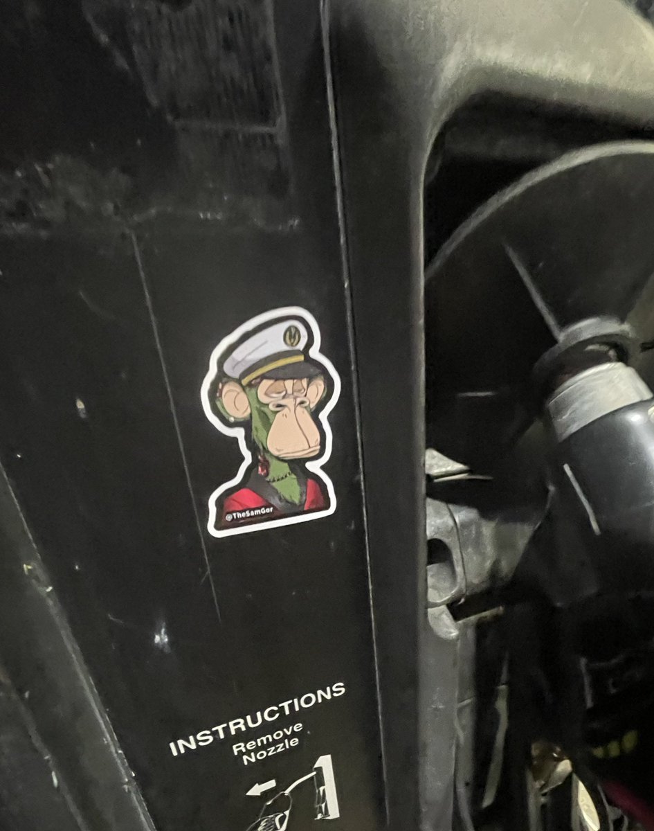 CryptoSignCo's tweet image. Either Ass, Grass, @TheSamGor , or Gas