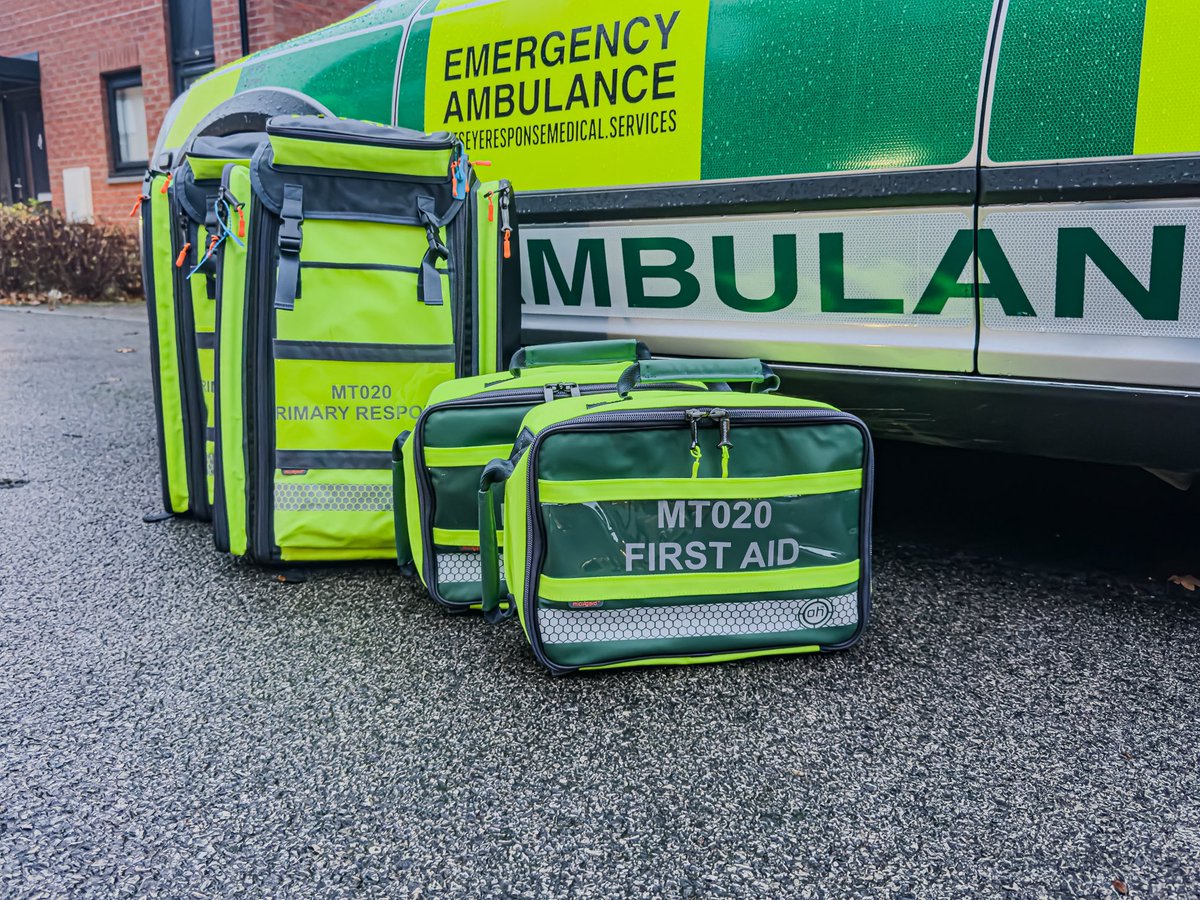 catseyemedics's tweet photo. You know it’s going to be a good day when the new @OHProducts bags arrive 😎

#lifesavinginthefastlane #lovethebags #medicalteam https://t.co/2VNb1MOUbg