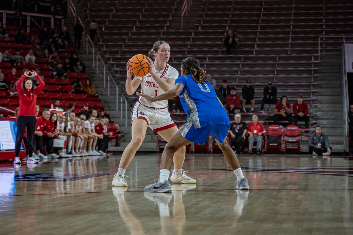PREVIEW: Coyotes host Buena Vista Monday

🗞️- yote.us/43I6zy7

#GoYotes