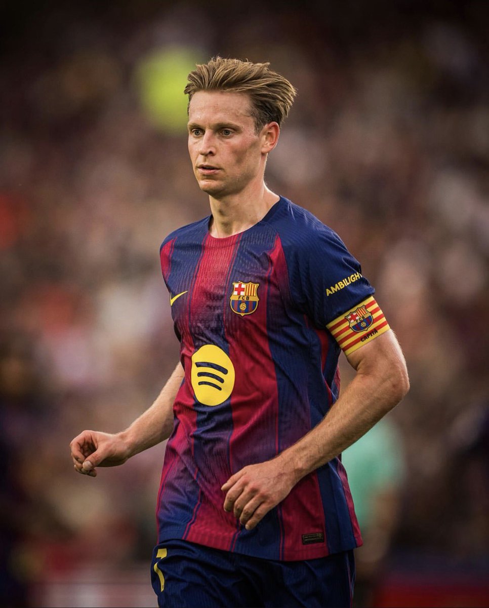 Celta vigo 2️⃣ -4️⃣ Barcelona 
94’🔴 De jong red card 
#Laliga #CeltaBarça #TFHub