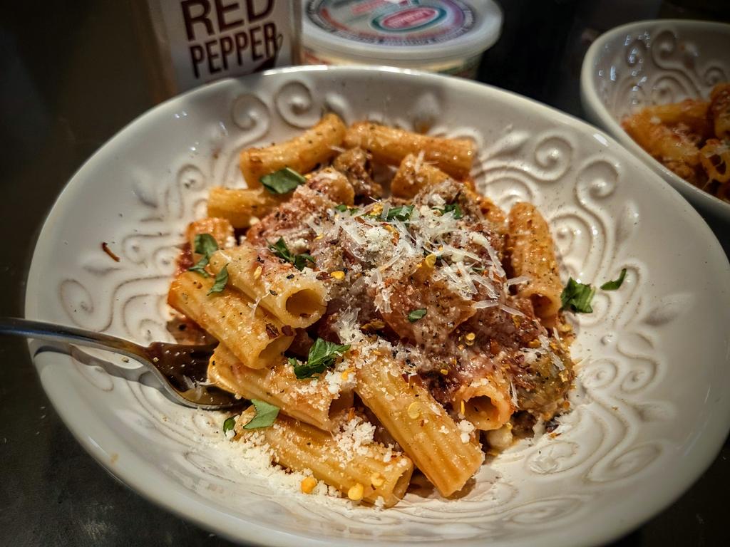 Sunday Night is Pasta Night at DJ's Italian Bistro!  🇮🇹