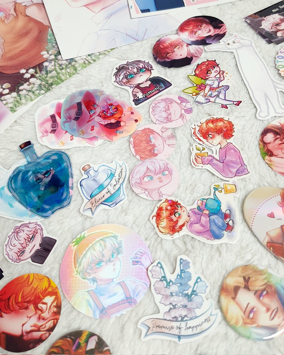 jinjinranran's tweet photo. The shop opens tomorrow π Prints, stickers, badges β all made with love π Thank you for being here with me!
#shoplaunch #artshop #smallartist #mysticmessenger https://t.co/tqHTytjxEZ