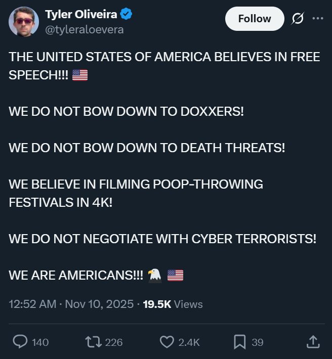 قبل قليل...

اليوتيوبر الأمريكي "تيلر أوليفر" عاد من الهند إلى الولايات المتحدة ونشر الوثائقي كامل على قناته في يوتيوب وعلى حسابه في منصة X.

هنا رابط الوثائقي
(الأشخاص الذين يتقززون بسرعة لا أنصح بمشاهدته)
youtube.com/watch?v=_WsPZC…

أوليفر تحدى الهنود قائلاً:
أمريكا تؤمن بحرية