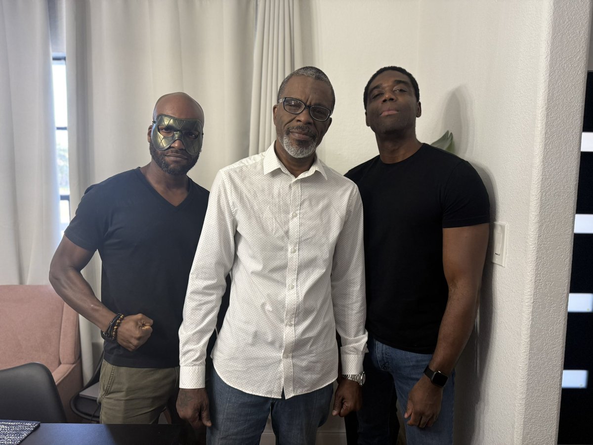 <a href="/Ken_James_Do_It/">Ken James</a> and I working with the GOAT today. 

Gotta give <a href="/worldofmann/">Richard Mann</a> his flowers. Watching him in action has been a privilege and an honor 💯