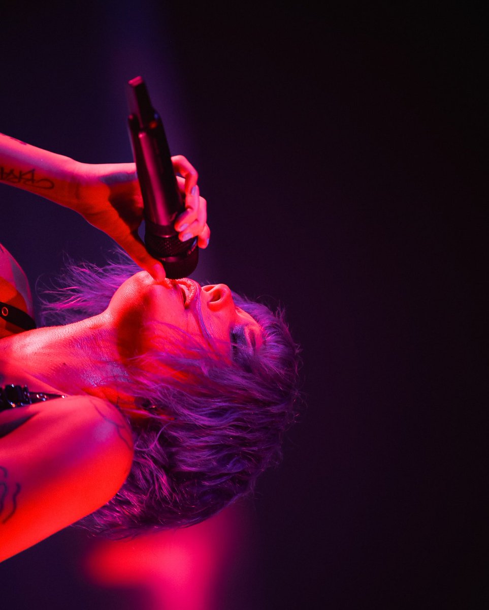 THIS PHOTO OF H IS SO HEAVENLY