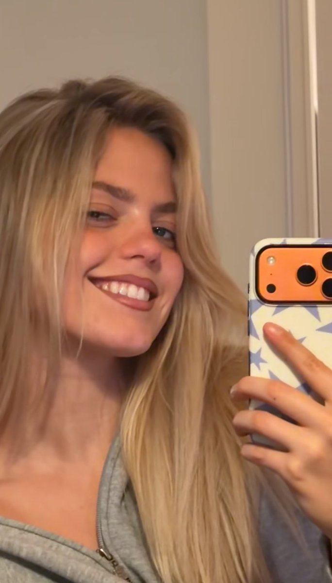 bloom is a gentleman โ
tweet media
