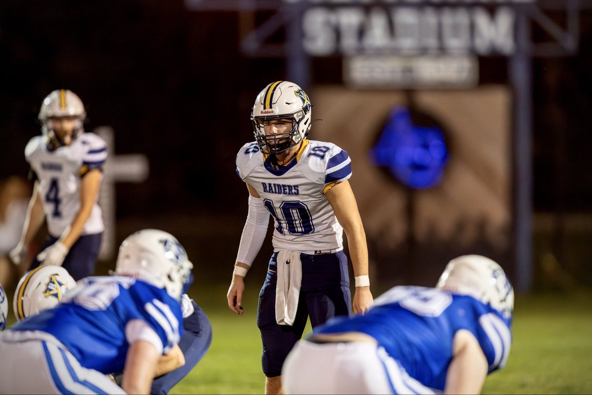 Junior Year Defensive Highlights 
Class of 2027 OLB
8/9 games played defense
68 tackles
28 solo
40 assist
3 TFL
1 Interception 
1 FF
1 fumble recovery 

hudl.com/v/2TAVp0