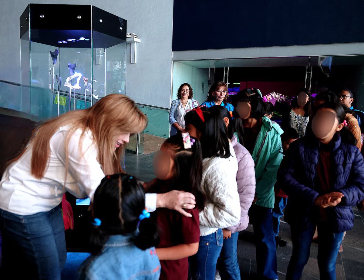 📢 SEDIF restituye derecho de vivir en familia a menores y adolescentes en adopción

En el marco del Día Mundial de la Adopción, la presidenta del <a href="/DIFGobPue/">Sistema Estatal DIF</a>, Ceci Arellano, invita a la sociedad poblana a juntos restituir el derecho de niñas, niños y adolescentes de vivir en