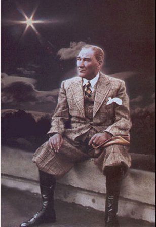 Senden ve ilkelerinden asla vazgeçmeyeceğim, sevgi saygı ve özlemle ♥️#10 Kasım #ATATÜRK