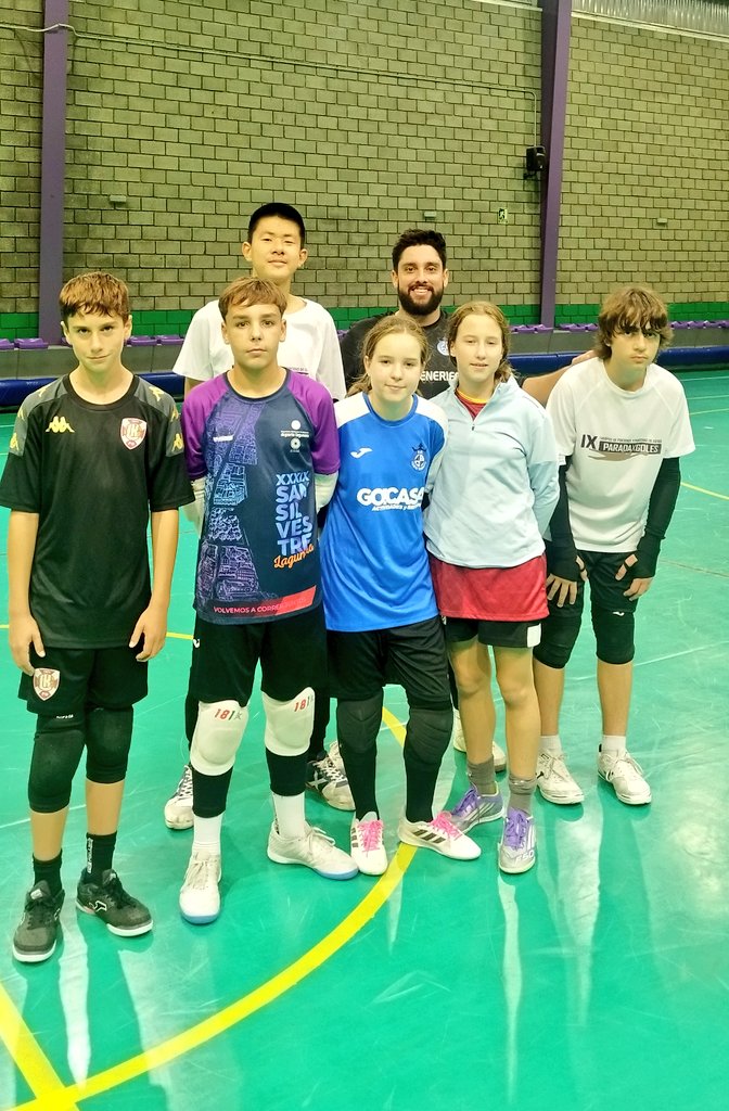 ParadaXGoles's tweet photo. #DOMINGO 🥅 ParadaXGoles arranca con noviembre.

Nuestros porteros disfrutaron y trabajaron este domingo en una nueva sesión.

#CorazónDePorteros 💜 https://t.co/sGAuGIakyc