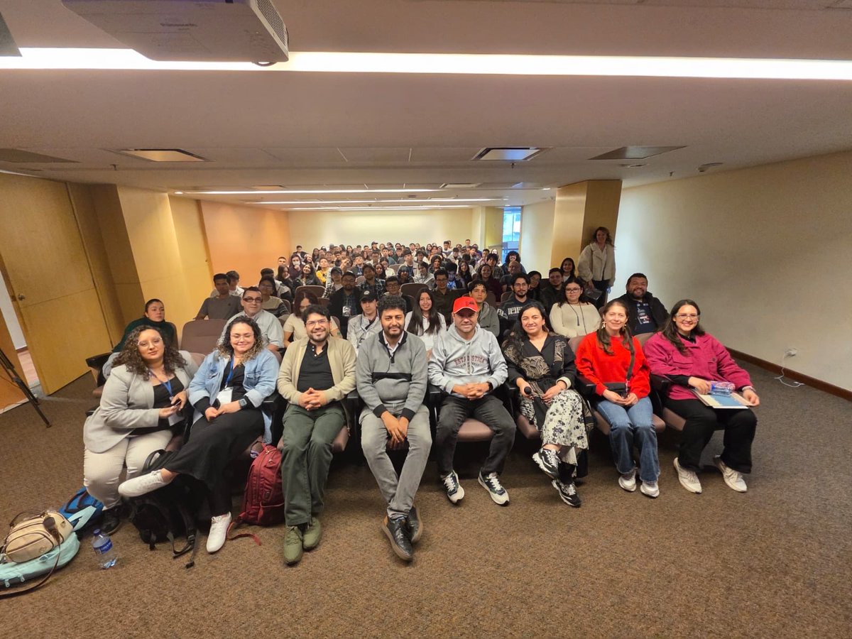 Compartimos con la comunidad de la <a href="/santotobogota/">Universidad Santo Tomás - Sede Principal Bogotá</a> sobre la importancia de la #CulturaEstadística. Entre todos construimos una ciudadanía que entiende, usa y valora las estadísticas del país. 📈🤝