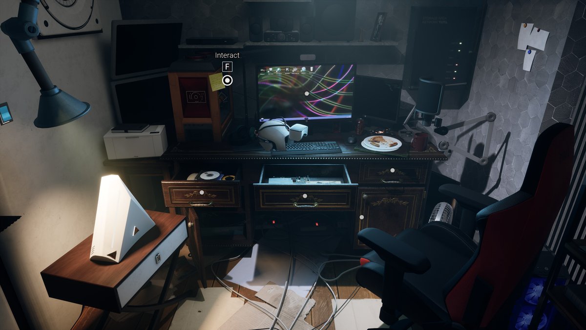 MaxMRM_Gameplay's tweet photo. A.I.L.A chega dia 25/11 para PC, PS5 e Xbox Series. 

Adicionem à lista de desejos!!!

Cada um joga a sua maneira, claro.
Mas eu queria tanto que algumas pessoas notassem os detalhes que adicionamos no game.

Fizemos com tanto carinho, tem tantas referências, segredos, easter eggs.

Espero muito assistir vídeos de teorias, vídeos falando da história, mostrando os segredos, fazendo os múltiplos finais. E claro, quero muito assistir a gameplay da galera, olhando as coisas com atenção, vai ser muito satisfatório como game dev assistir isso! 😍