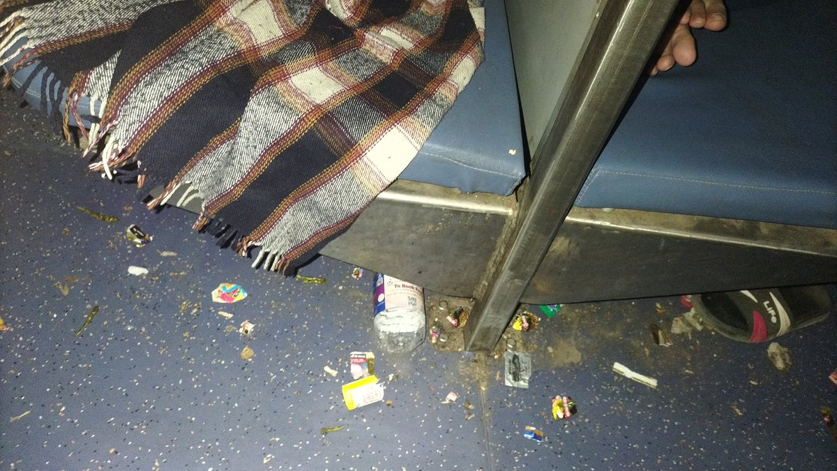 gbplurals's tweet photo. Dear @RailMinIndia स्पेशल ट्रेन के नाम पर गंदगी एक्सप्रेस क्यों चला रहे ,शौचालय से लेके बर्थ तक इतना गन्दा है,  नम्बर पर शिकायत करो कोई आ नहीं रहा  और इस के बाद मुझे इंफेक्शन हुआ या मेरी तबियत खराब हुई तो सीधे रेलवे पर FIR करूँगा।।  #specialtrainbihar
MY PNR: 6460859725 https://t.co/PIm6ElkDP2