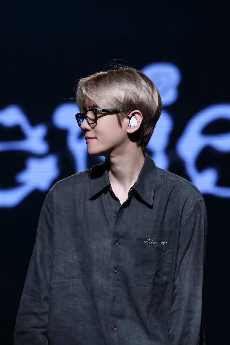 Enqilili's tweet photo. #2025MAMAVOTE #BAEKHYUN💕 https://t.co/qqL40JoJoj