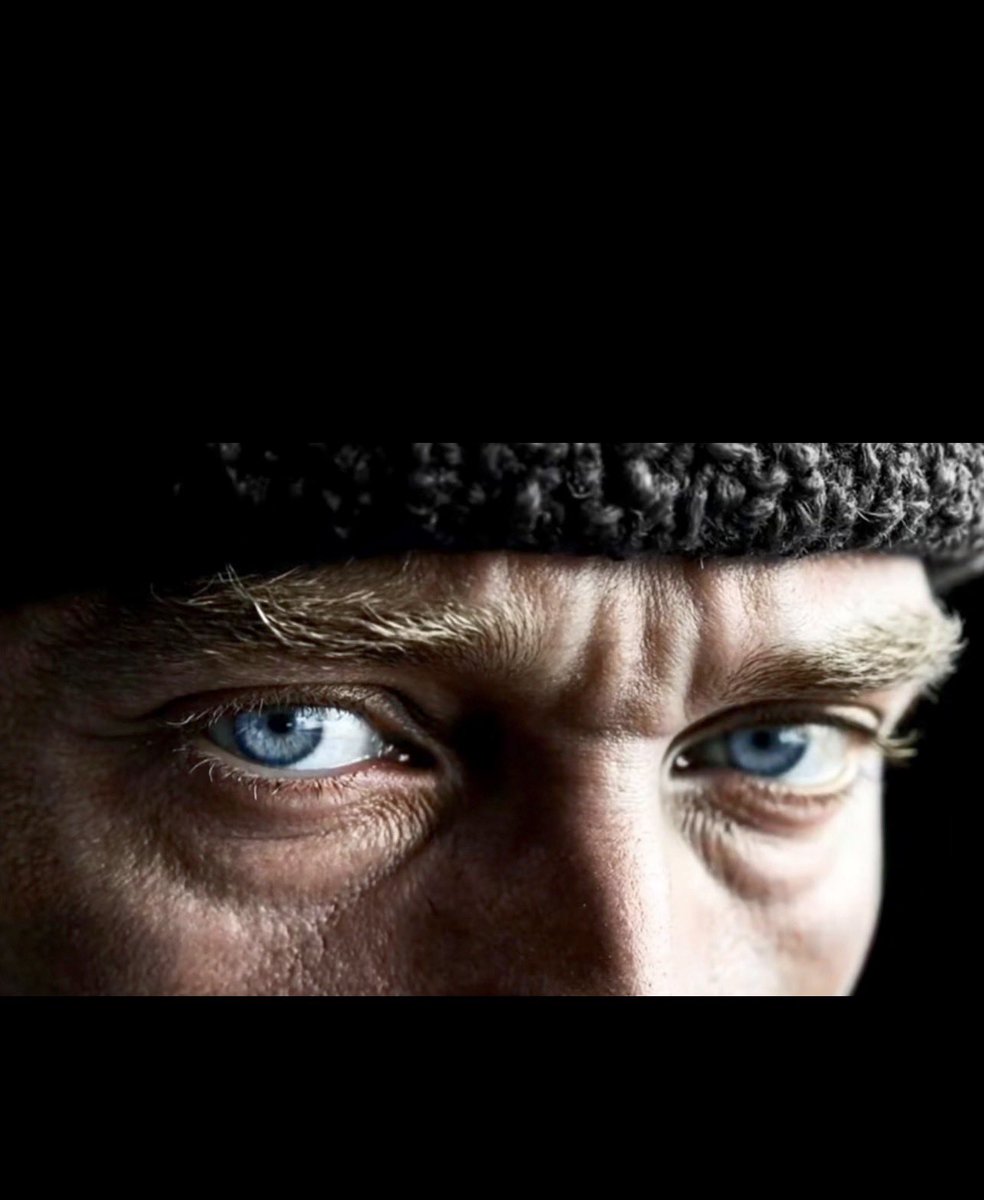 Sonsuza dek… saygı, sevgi ve özlemle… #kasımdaaşkbaşkadır #atatürk #10kasım #mustafakemalatatürkölümsüzdür