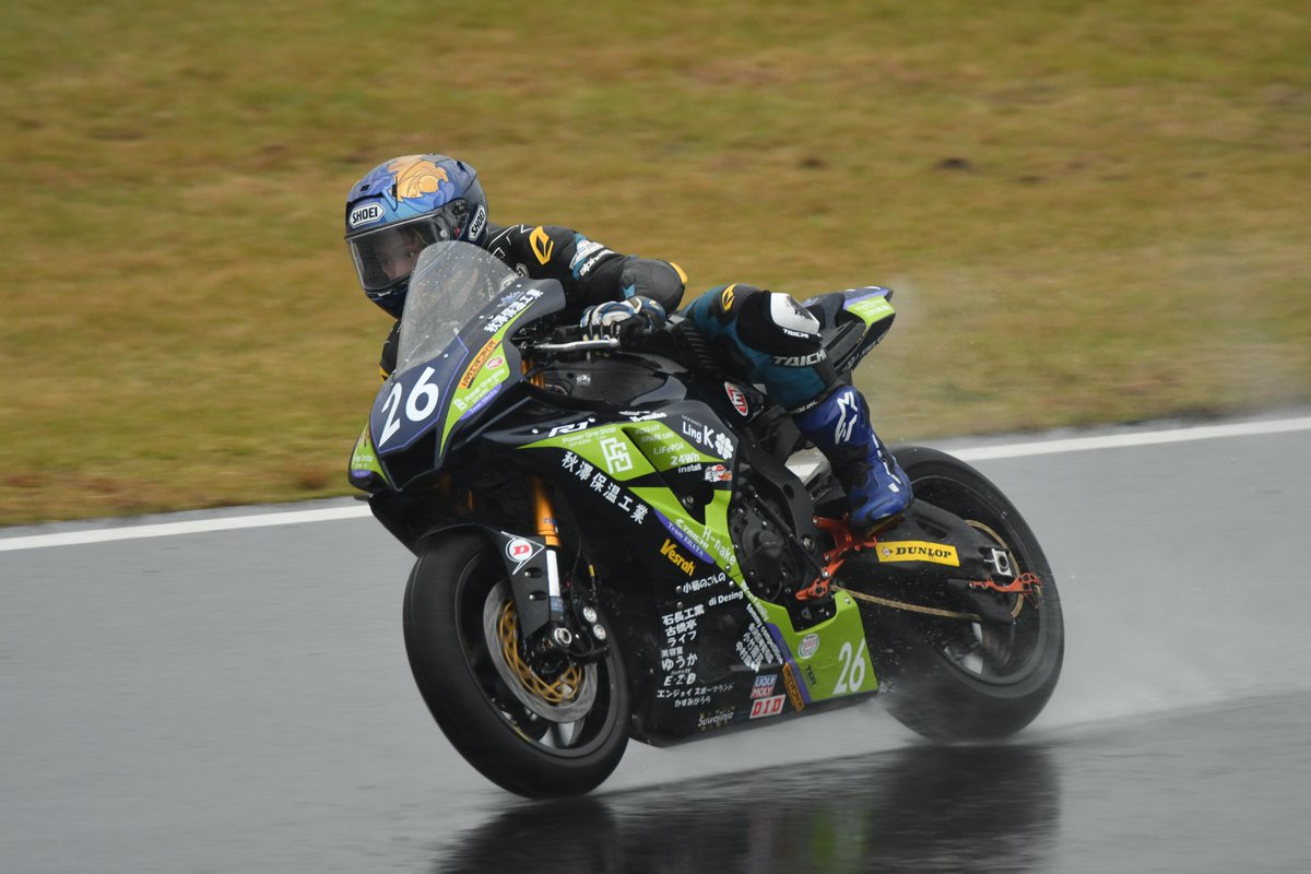 鈴鹿サンデーロードレース R.4    
日曜日　決勝   
INT ST1000    #中堀拓己　選手
<a href="/takumiR6/">中堀 拓己</a> 

ウォームアップラップで…
この後悲劇が…

#TeamEBATAPowerOneStop 
#鈴鹿サンデーロードレース