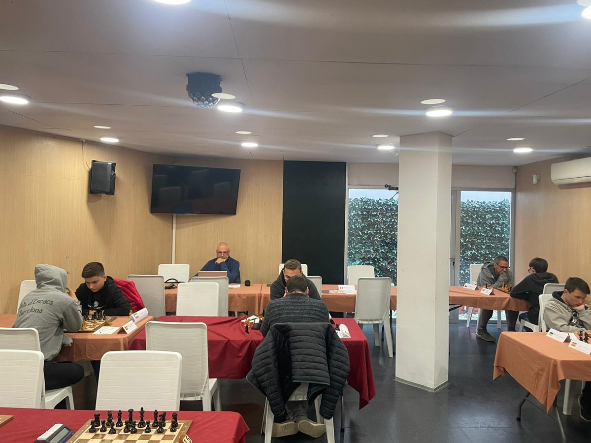 Associació d’Escacs Rubinenca tweet media