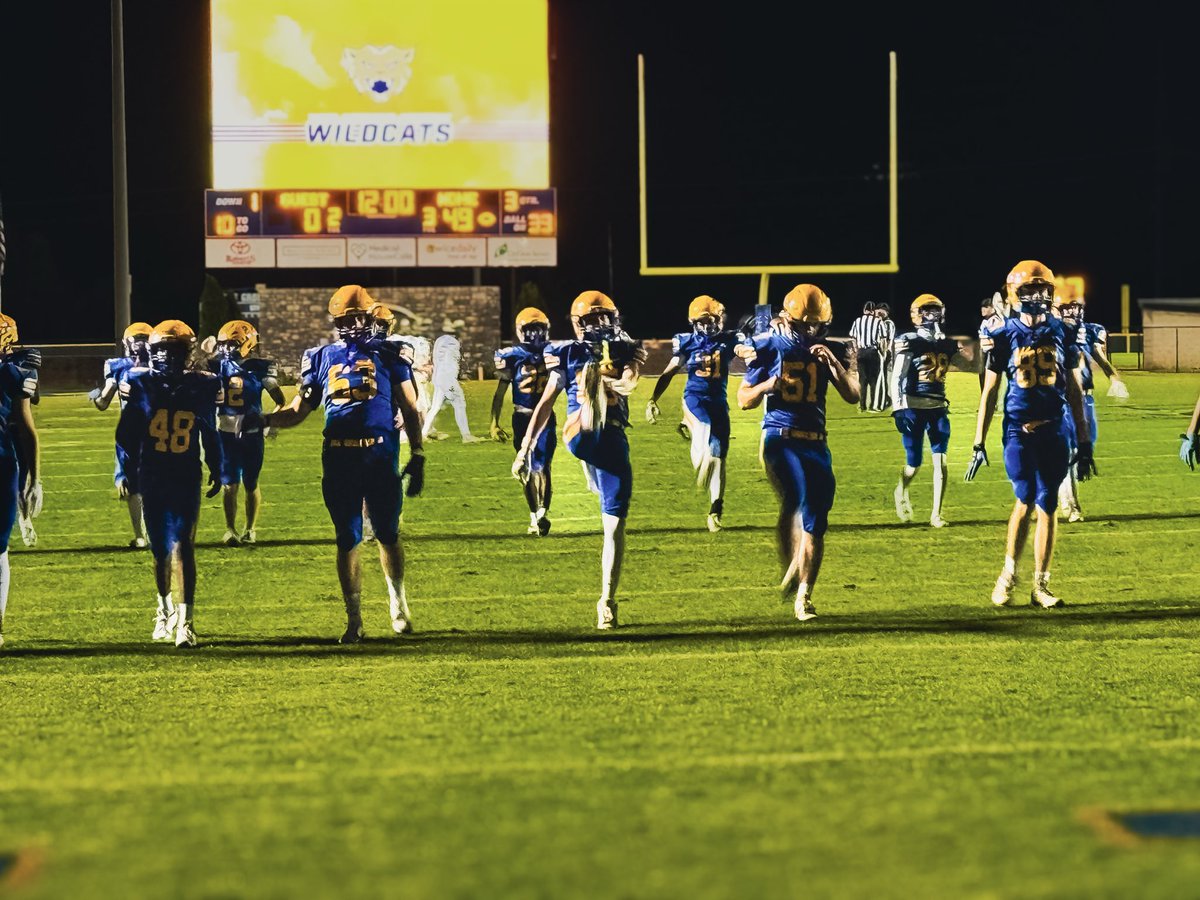 TripleThreat3D's tweet photo. Big salute to Battleground Academy for always showing love 💪🏾 Thanks for letting us cover y’all these last two games — good luck on that playoff run! 🏈🙌🏾
#TripleThreatSportscast #BGA #MiddleTennesseeFootball https://t.co/YumORO1oL2