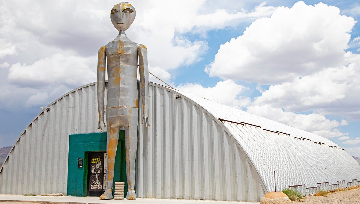 FrontierTerr's tweet image. #EvenStrangerThings: Minutes from Alamo, the Alien Research Center offers more than alien apparel, hats, mugs and magnets. It’s a great place to get your hands on souvenirs you definitely won’t find anywhere else. travelnevada.com/extraterrestri…
