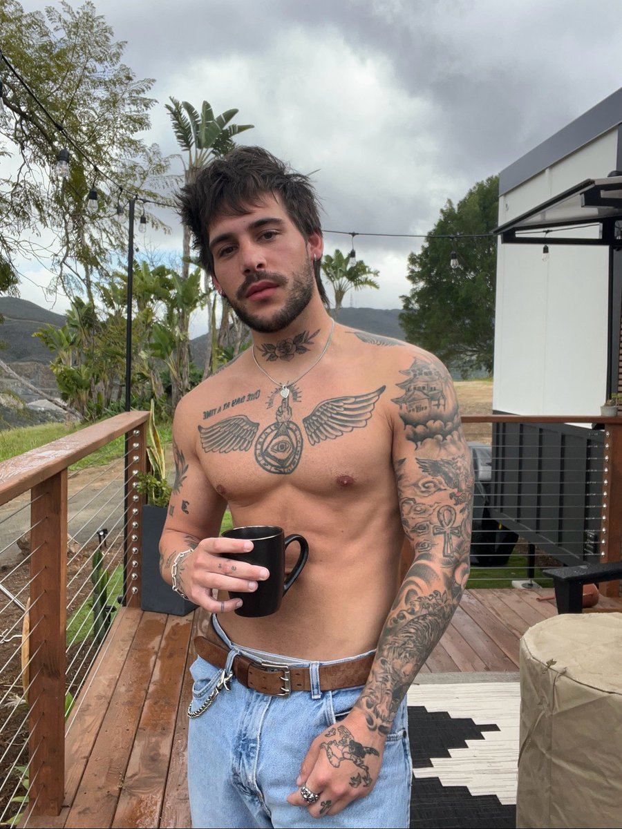 RyanSn_'s tweet image. 𝐔𝐧 𝐜𝐚𝐟𝐞𝐜𝐢𝐭𝐨?☕️
#SeductiveSundayᅠᅠᅠᅠᅠ