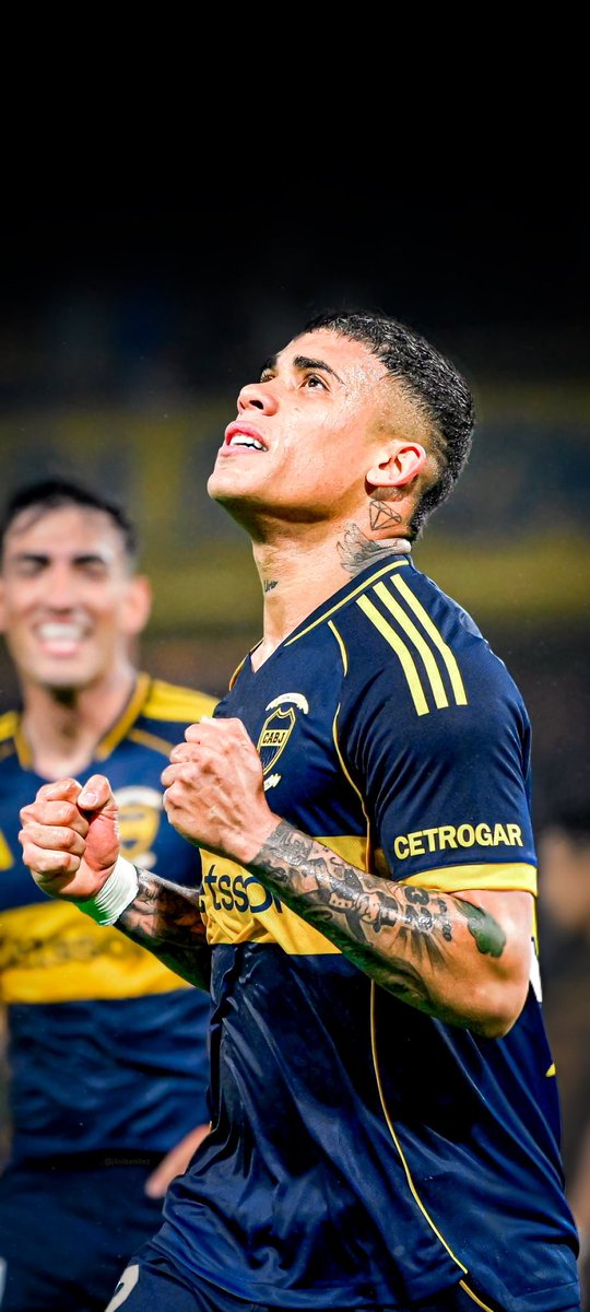 AuraXeneize's tweet photo. Jugador desconocido que vino perfil bajo y hoy en día es un pilar del equipo, huevo y actitud no le faltará nunca. Viene de abajo y de muchas malas. Hoy en día es un muchacho hecho a la altura de Boca: Ayrton Costa un jugador con todas las letras https://t.co/YSKgYcWrxL