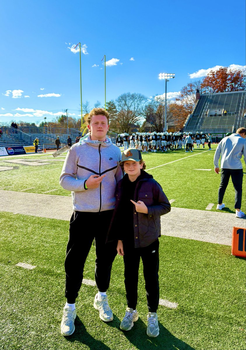 Truly blessed to have such an amazing weekend! The Dragons are headed back to the Section Chip and an impressive Game Day Visit <a href="/DartmouthFTBL/">Dartmouth Football</a> Thank you <a href="/coachirishodea/">Danny O'Dea</a> and <a href="/Coach_McCorkle/">Sammy McCorkle</a> for the invite and advice!  Excited to get back to THE WOODS soon!  #BACKTOWORK 🐉 🧱