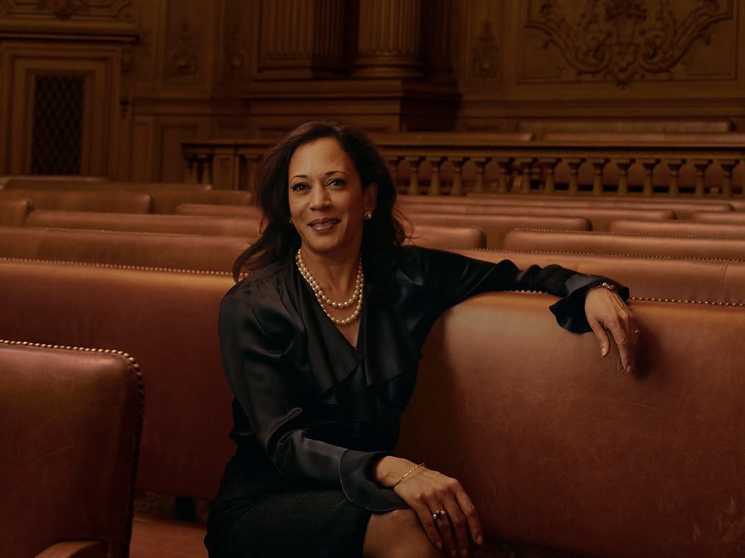 <a href="/KamalaHarris/">Kamala Harris</a> by Annie Leibovitz, 2012 🔥