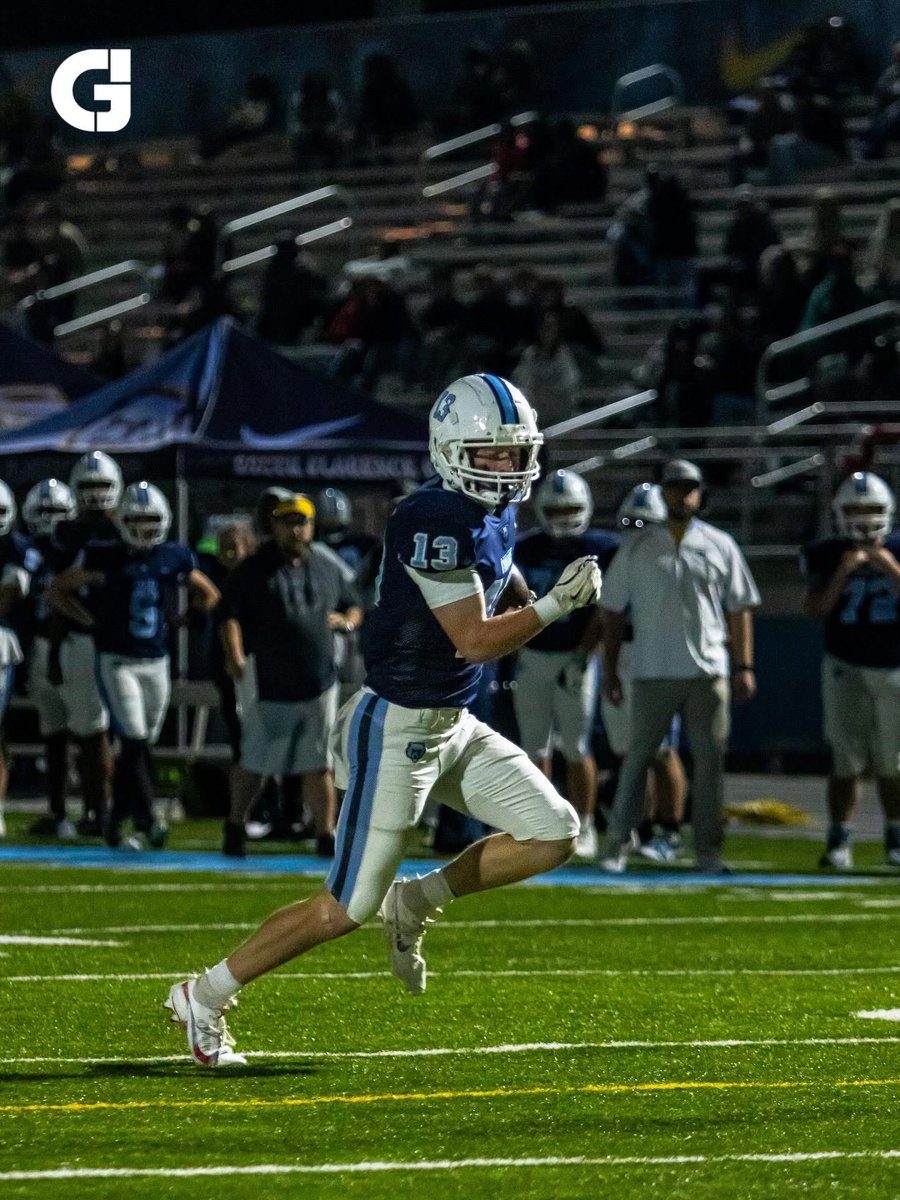 From <a href="/PrepRedzone/">Prep Redzone 🏈</a>:

“The Bruins had a balanced attack in the 47-7 win over Darlington. <a href="/7MessiahJackson/">Messiah Dela Jackson QB 2026</a> was 7-of-9 for 152 yds, and two TD passes to <a href="/JayAun_P/">JayAun”June”Perkins</a> and one to <a href="/_MalikRobinson_/">Malik”THE FREAK”Robinson</a> . <a href="/Gabe_Mac9/">Gabe McLaughlin ✞</a> carried the ball 4 times for 31 yds, scored twice.”

🔗 bit.ly/47PBkSS