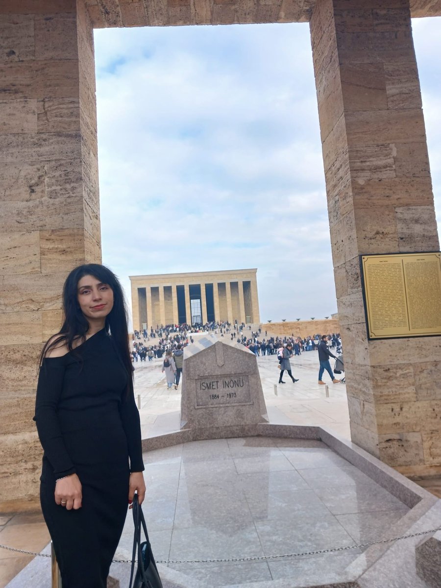 Edacelik_75's tweet photo. Minnet ve özlemle 
#Atatürk
#10Kasım 
#Anıtkabir https://t.co/cpLgfcqesp