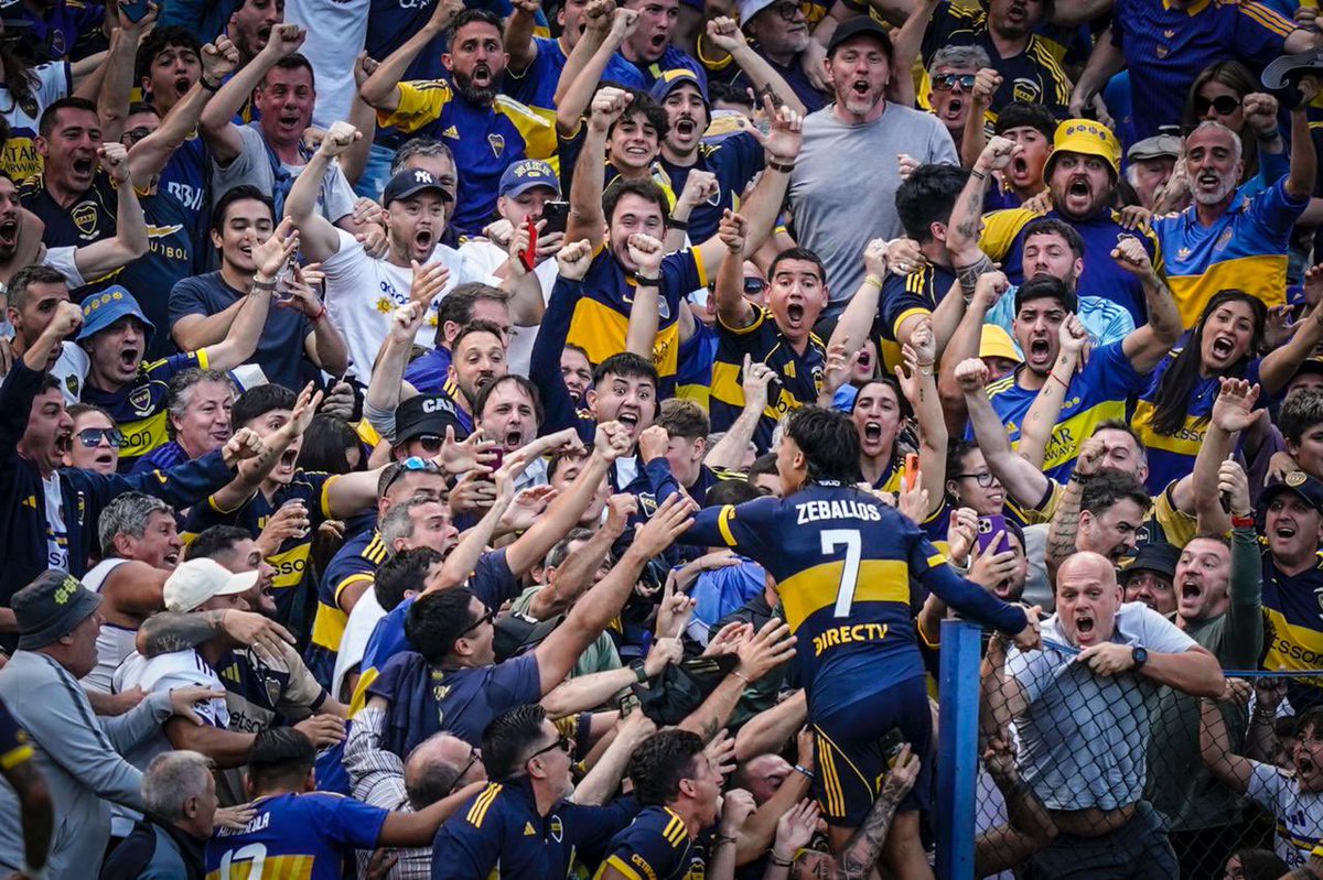 Vamos Boca!!! 💙💛💙
Chango Más viejo nomás!!!!!
Aguante el changuito!!!