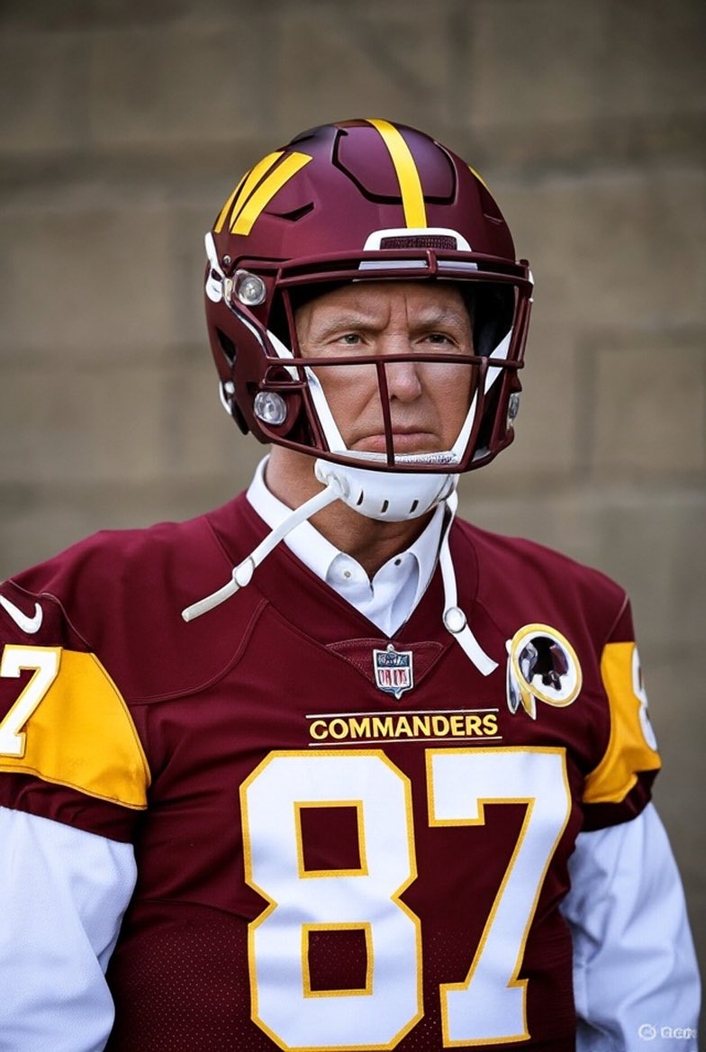 Xommanders's tweet image. Trump played TE get this nigga outta the booth on to the field right now