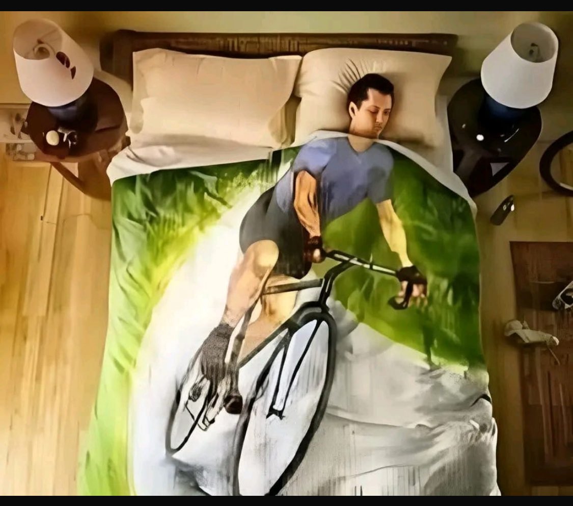 لما حد يقولك لازم تجري ورا حلمك 😁