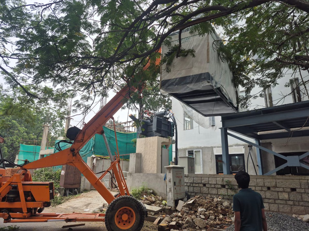 maxpowerservice's tweet image. Recent Supply Update 🚛🔌
Recent supply of 250kVA Kirloskar Powergen Diesel Generator Set at T. Nagar, Chennai for commercial use.

For more details, visit 🌐 maxpowerservices.com or call 📞 9382836363

#Kirloskar #DieselGenerator #Powergen #Chennai #CommercialPower #gensets