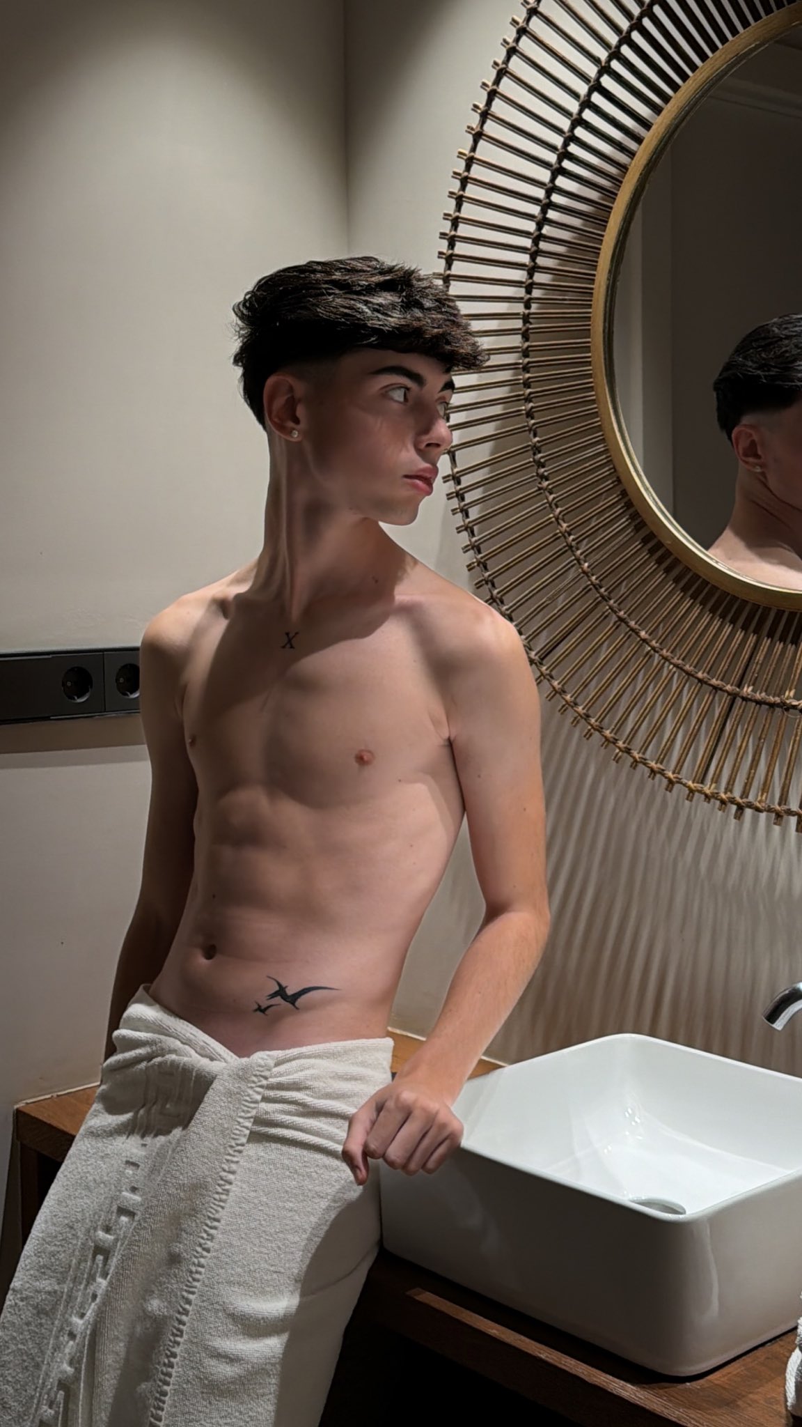 G5WZkG8XAAAQya6?format=jpg&name=large