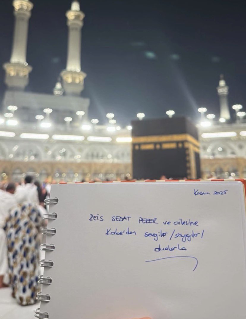 Mübarek topraklarda edilen her dua, gönülden gelen bir selamdır…
Reis Sedat Peker ve ailesine Kâbe’den dualarla.

<a href="/sedat_peker/">Sedat Peker</a> #SedatPeker