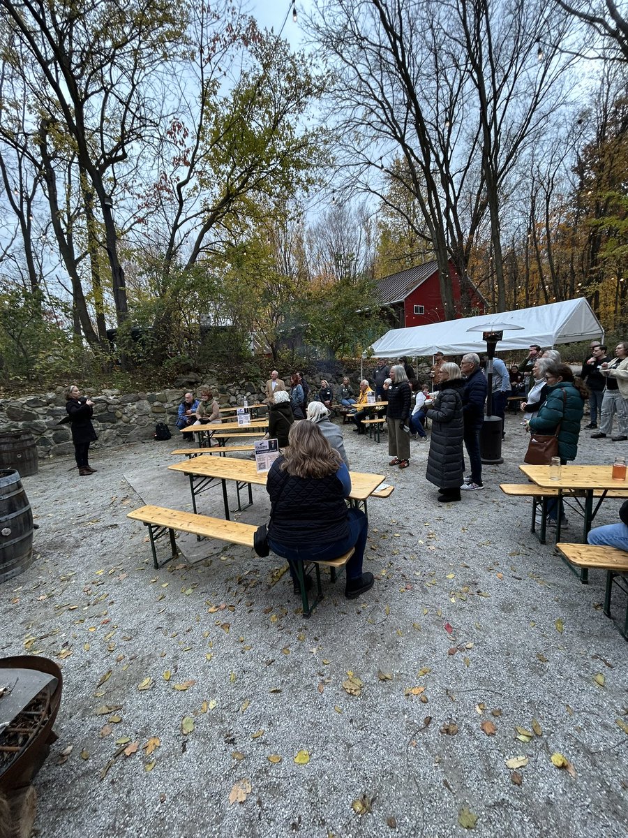 JessicaForMI's tweet image. I had a great time yesterday at my friend Chris Kleinjans’ state Senate campaign kick off. West Michigan is ready to go blue. Looking forward to many more events like this one.