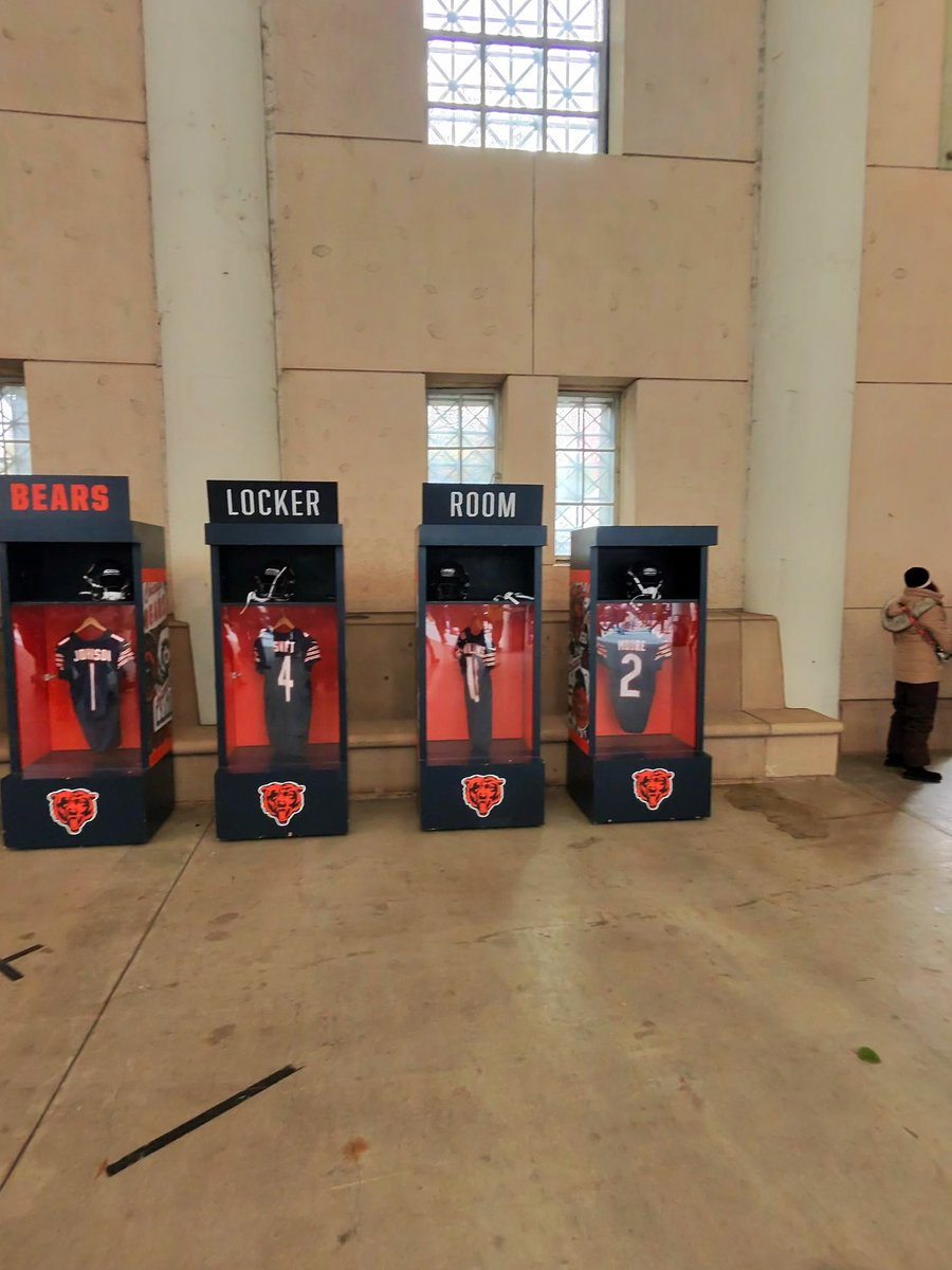 Elijahjames1's tweet photo. @ChicagoBears https://t.co/niyrJsfCfn