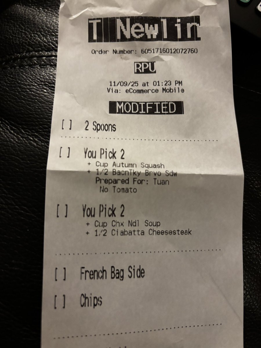 tuannewlin's tweet photo. @panerabread your email comment keeps kicking me out. My order was missing chips and I got the wrong sandwich from my rapid order.  Not a cheesesteak! https://t.co/Di9usW70G2