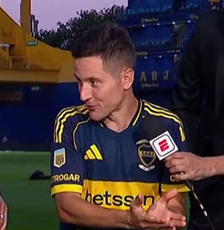 la12tuittera's tweet photo. 🗣️ANDER HERRERA:

"La gente de #Boca es INCONDICIONAL, a veces nos putearán porque LO MERECEMOS, porque TENEMOS QUE SER EXIGIDOS, pero con muy poquito que les des, te devuelven TANTO, es ALGO ÚNICO". https://t.co/HnibIh4nfj