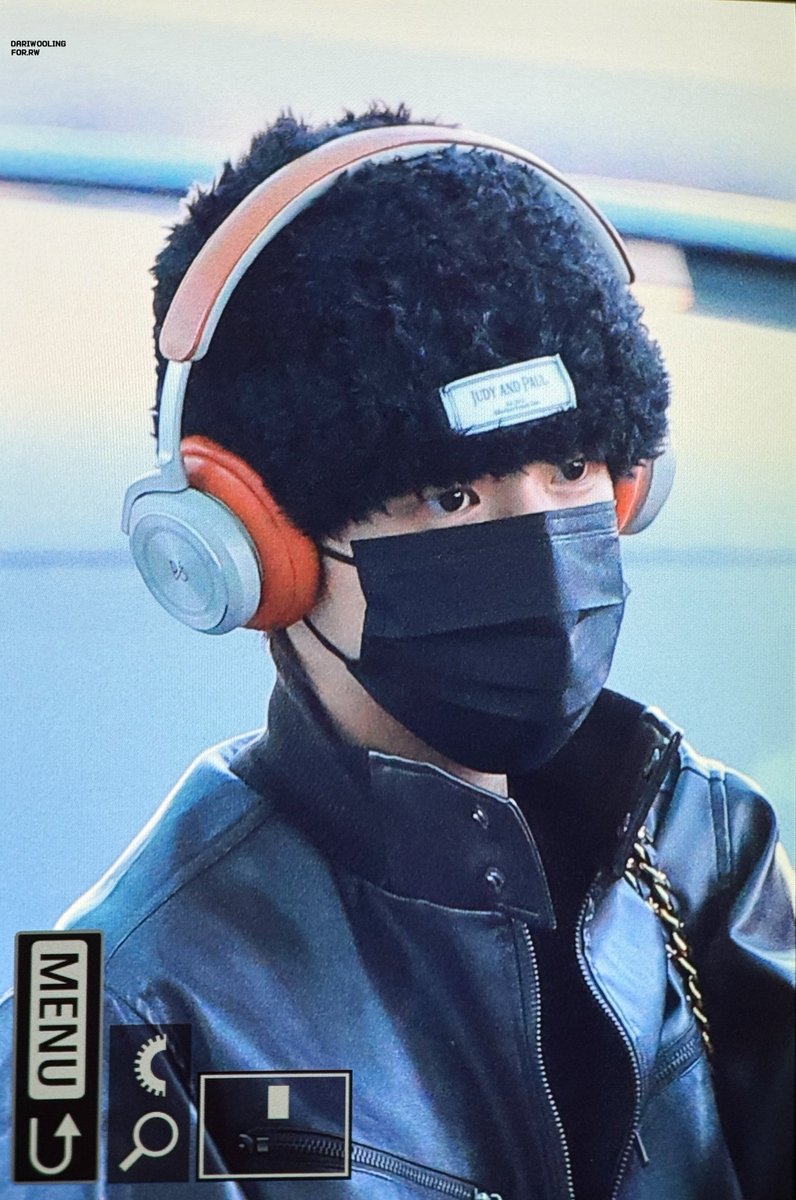 Dariwooling tweet media