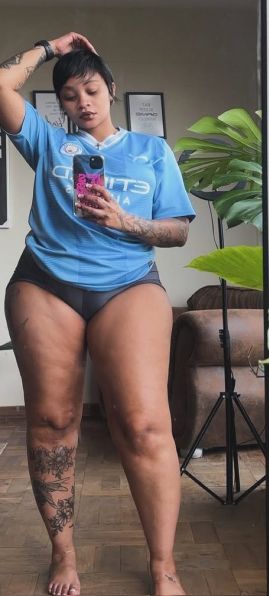 touch_lepara's tweet photo. Damn thats super fat https://t.co/Pr1OwHI1fZ