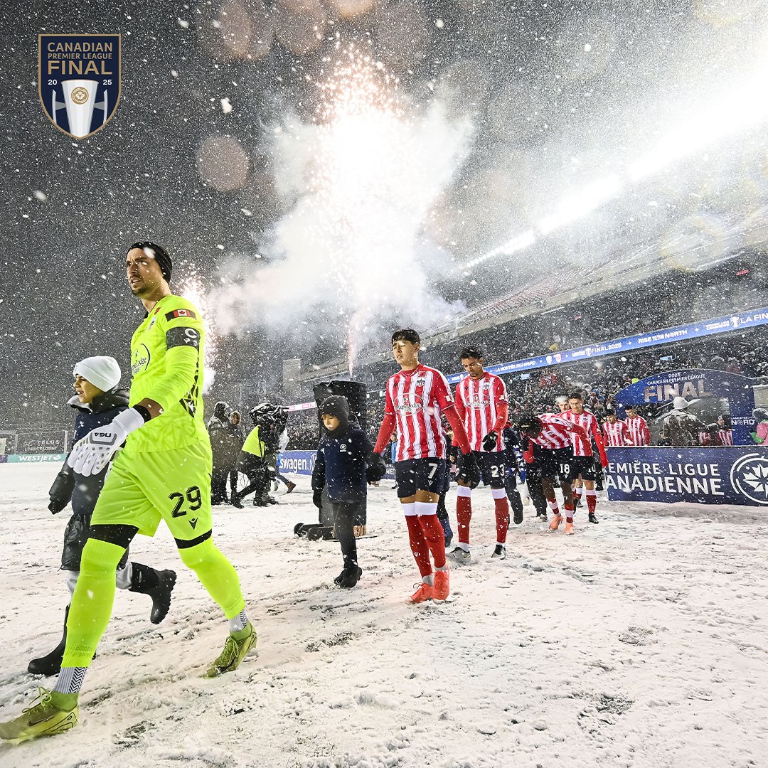 CPLsoccer's tweet image. This is Canadian football heritage ❄️

#CanPL #CPLFinal