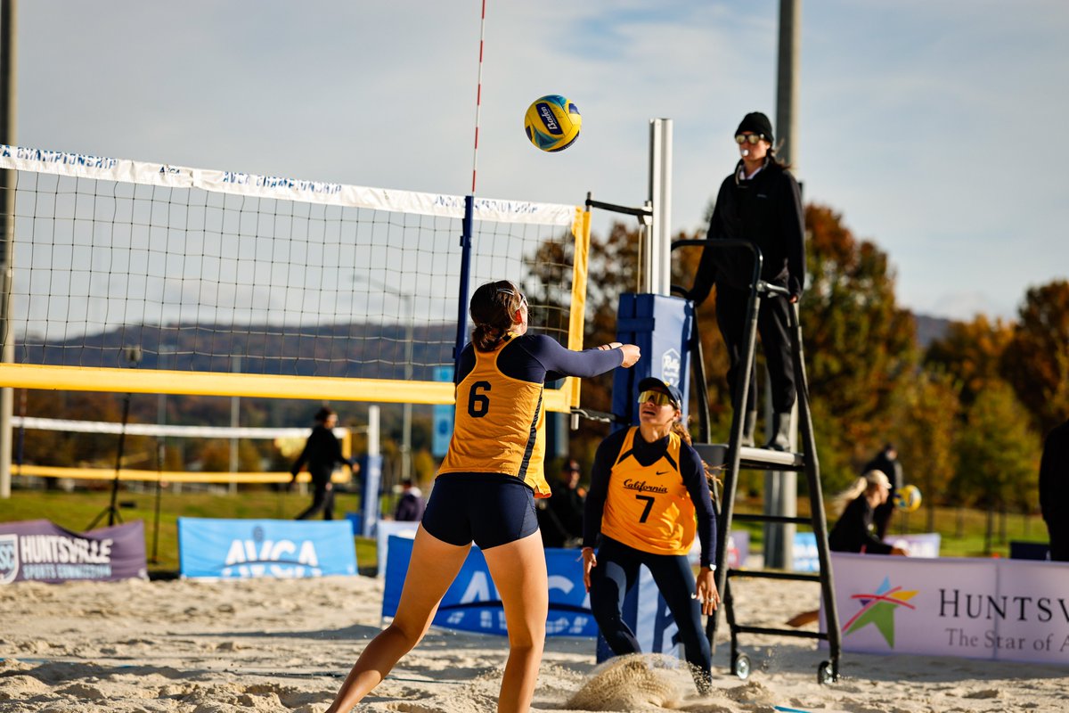 Emma/Portia and Gia/Mila both end the <a href="/AVCAVolleyball/">AVCA</a> Pairs National Championships with wins on Sunday!

#GoBears🐻