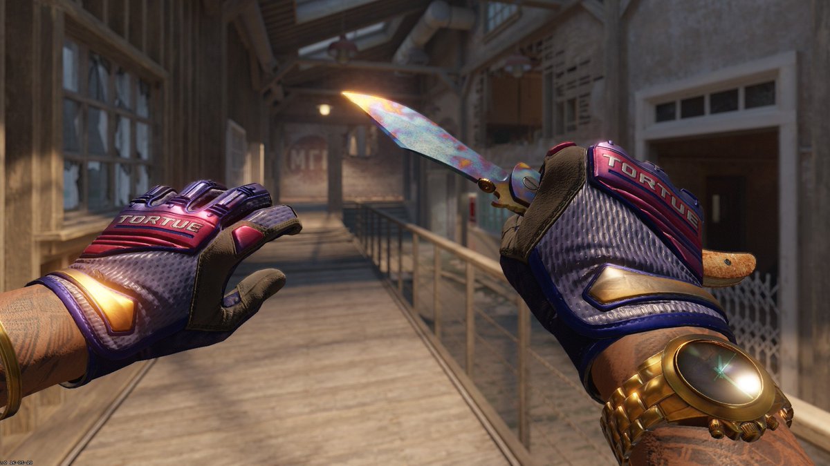 cryptCS2's tweet image. This is my Navaja Case Hardened #595 in field tested. 
Love the pattern. Looks like a flame tip.🔥