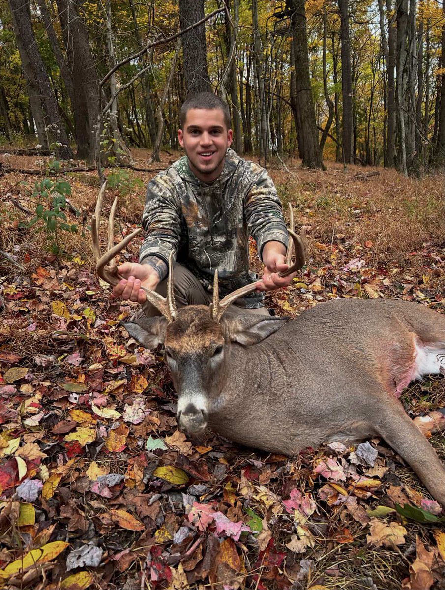 paboyzoutdoors1's tweet photo. @jaden.deroche took this hammer earlier this fall out of Westmoreland County! Congrats bud!
#bbd #buck #rut #hunting #pahunting #whitetail #deer #deerseason #archery #archeryhunting #bow #bowseason #fulldraw #whatgetsyououtdoors https://t.co/1UpvflnMYi