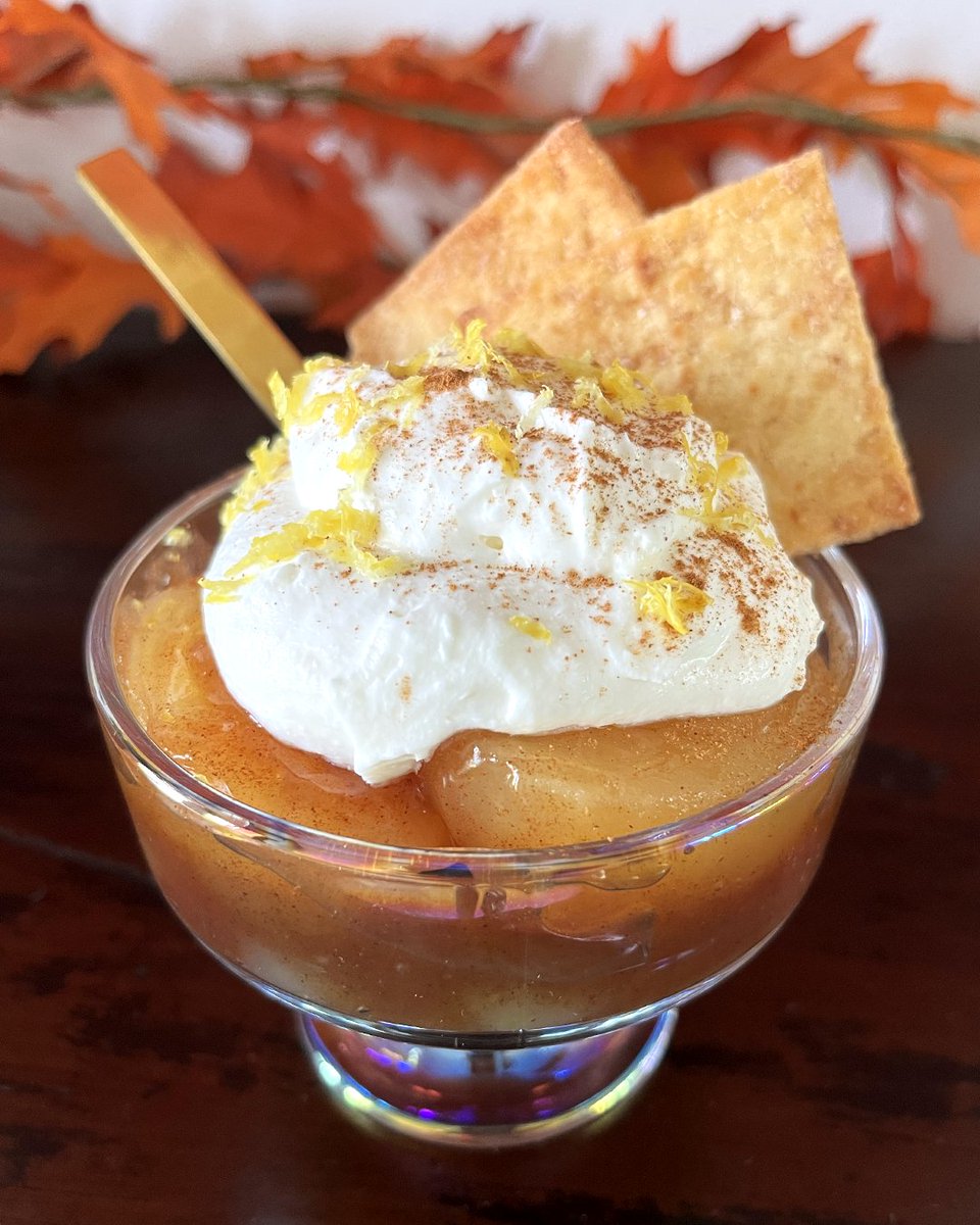 It’s an apple pie delight! Accompanied by Stacy’s Cinnamon Sugar, these mini apple pie cups are a must-try for the holidays.