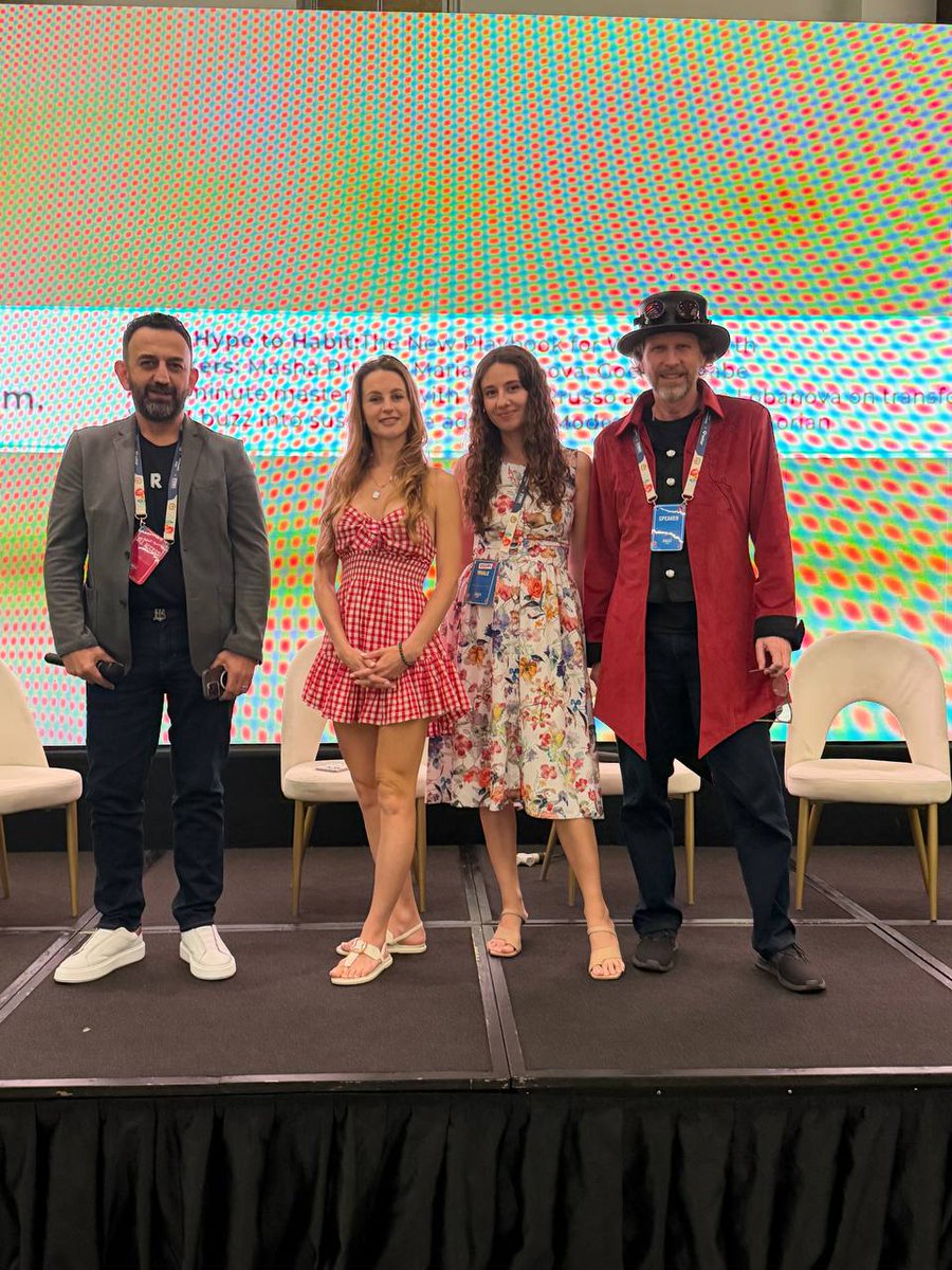 From keynotes to panels, the conversations never stopped 🗣️

Diving deep into what actually works in web3 growth, community building, and sustainable scaling with some of the smartest people in the space.

<a href="/BChainJungle/">Blockchain Jungle</a> <a href="/JuanCGuerreroE/">Juan C. Guerrero</a> <a href="/Anariel_ka/">Maria Lobanova</a> <a href="/geoffreymccabe/">Geoff McCabe ⚫</a>