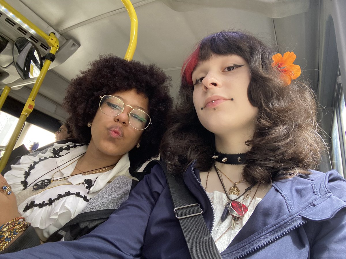 ElysiumFlora's tweet image. 2 anos de pura felicidade