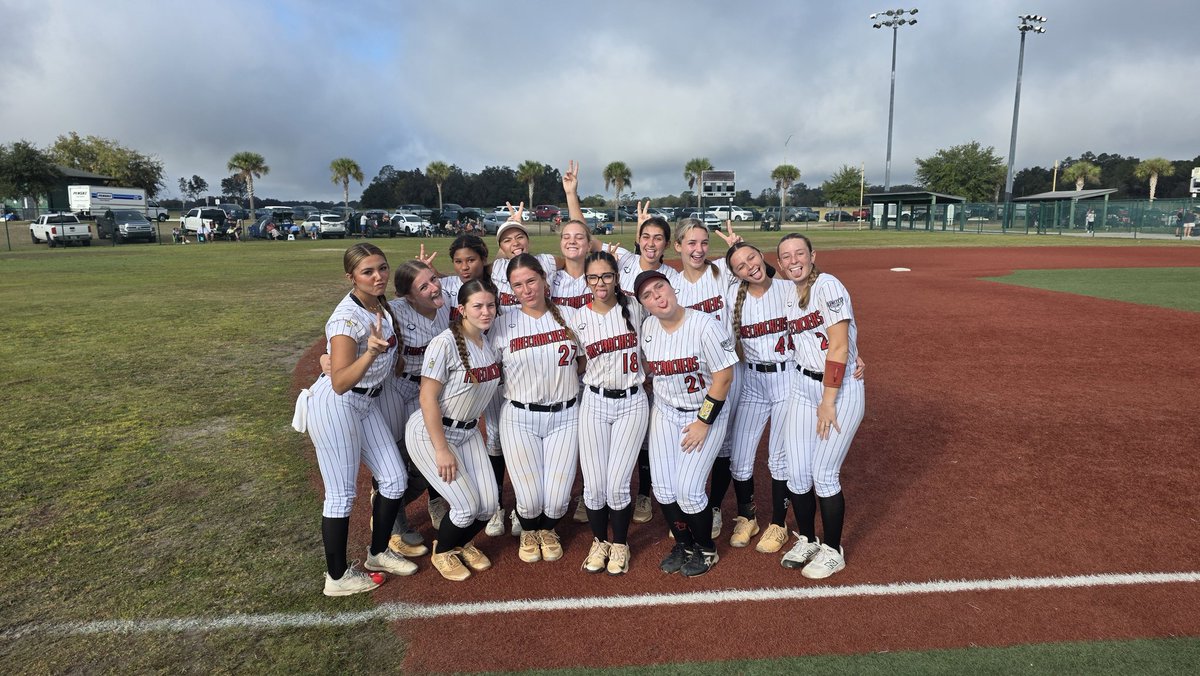 FL Firecrackers Mueller tweet media